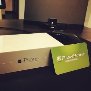 PlanetHoster-iPhone6-Concours